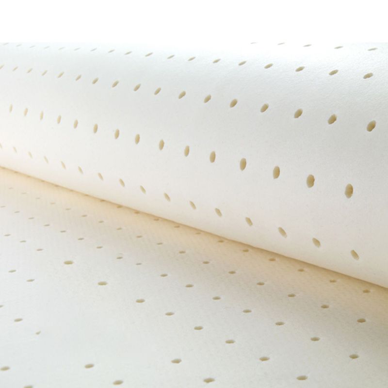 Beige en bruine slaapbank met kussens cabrioletstoelen met opslag