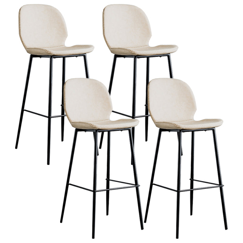 Upholstered 30" H Indoor Barstool Industrial Quilted Tall Stool with Footrest White Set of 4 Low Back Clearhalo 'Bar Furniture' 'Bar Stools' 'bar_stools' 'furniture_bar_stools' 'Kitchen & Dining Furniture' 'kitchen&dining_furn' 'kitchen' 'kitchen_furn' Furniture' 4183289