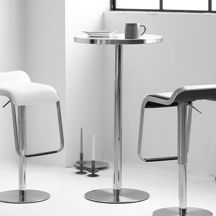 Contemporary Bar Dining Table Steel Bar Height Cocktail Table with Pedestal Base in Silver 23.6"L x 23.6"W x 40.2"H Round Without Chairs Clearhalo 'Bar Furniture' 'Bar Tables' 'bar_tables' 'furn' 'furn_bar_tables' 'Furniture' 'furniture_bar_tables' 'Kitchen & Dining Furniture' 'kitchen&dining_furn' 'kitchen' 4342752