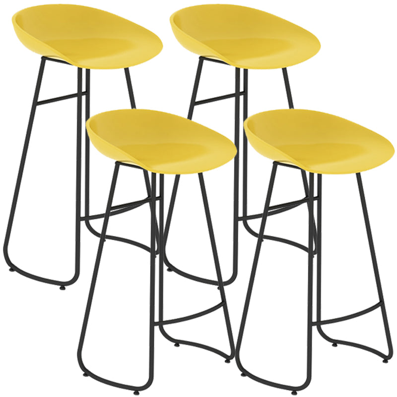Simple Iron Low Back Barstool Nordic Indoor Tall Stool with Bucket Seat Yellow 4 Piece Set Bar Stool(30"H) Clearhalo 'Bar Furniture' 'Bar Stools' 'bar_stools' 'furn' 'furn_bar_stools' 'furniture_bar_stools' 'Kitchen & Dining Furniture' 'kitchen&dining_furn' 'kitchen' 'kitchen_furn' Furniture' 4393413