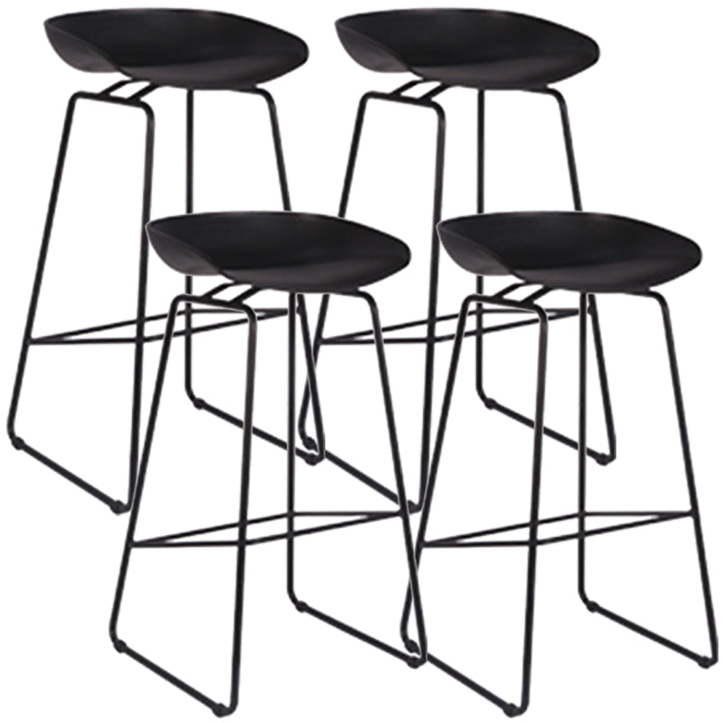 Scandinavian Style Bar-stool with Bucket Seat Counter Stool for Kitchen Bar Black 4 Piece Set Clearhalo 'Bar Furniture' 'Bar Stools' 'bar_stools' 'furn' 'furn_bar_stools' 'furniture_bar_stools' 'Kitchen & Dining Furniture' 'kitchen&dining_furn' 'kitchen' 'kitchen_furn' Furniture' 4400811