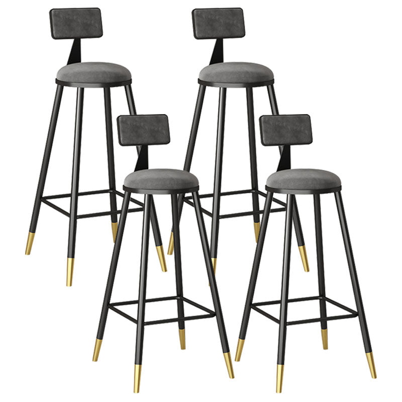 Industrial Style Bar Stool Round Seat Iron Legs Barstool for Kitchen Bar Dark Gray 4 Piece Set Clearhalo 'Bar Furniture' 'Bar Stools' 'bar_stools' 'furn' 'furn_bar_stools' 'furniture_bar_stools' 'Kitchen & Dining Furniture' 'kitchen&dining_furn' 'kitchen' 'kitchen_furn' Furniture' 4471932