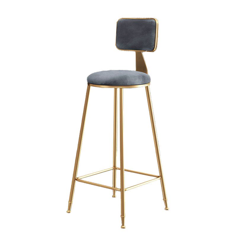 Barre de velours glamour et tabouret de comptoir avec 4 pattes d'or