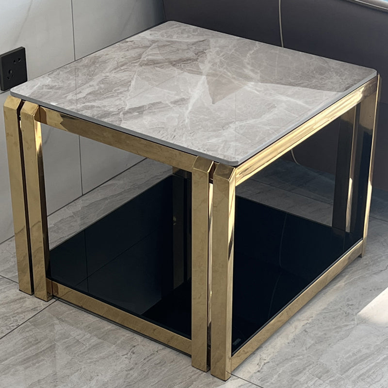 棚付きの石の上端テーブルグラムフレームソファのサイドテーブルリビングルーム