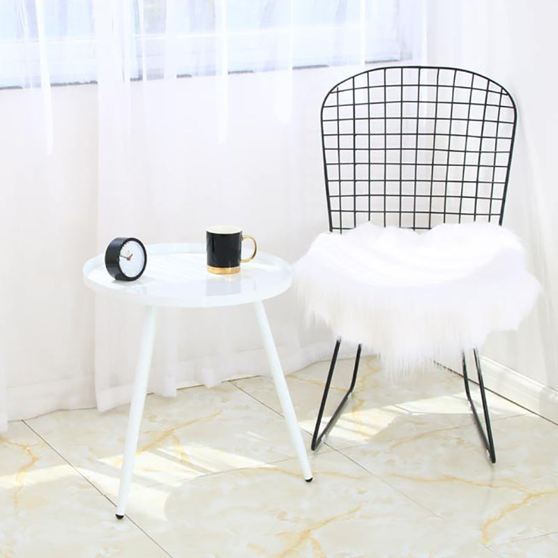 現代的な3脚コーヒーテーブルメタルトレイトップカクテルテーブル