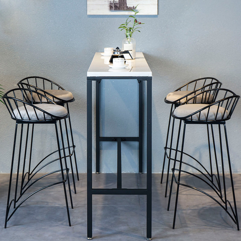 Mesa de barra de madera sólida rectangular industrial Juego de mesa de 1/5 piezas de mostrador con heces de hierro