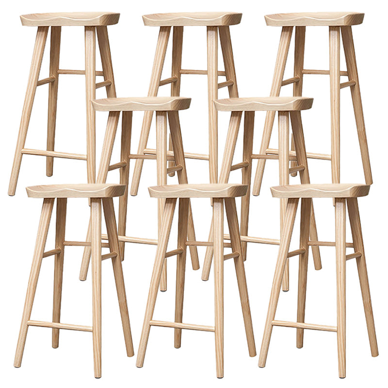 ソリッドウッドの屋内カウンターチェアサドルシートバックレスカウンターバースツール