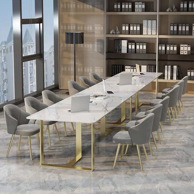 Glamstil -Schreibtisch weiß gebogen