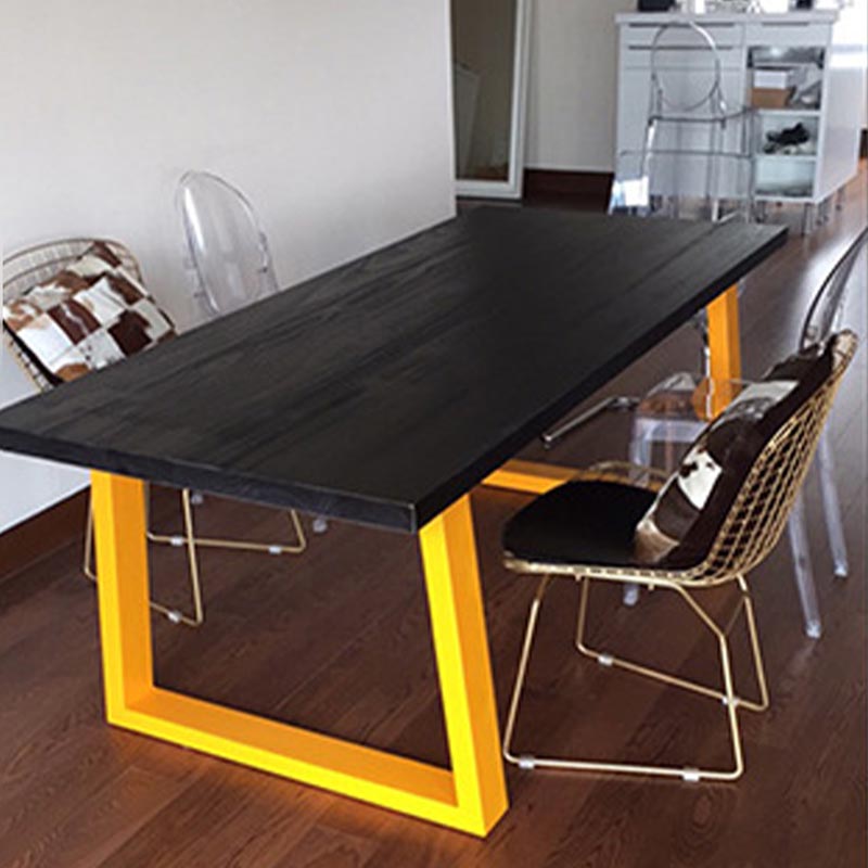 Tavolo da pranzo rettangolare industriale in metallo per la casa Tavolo con piano in legno di pino con slitta