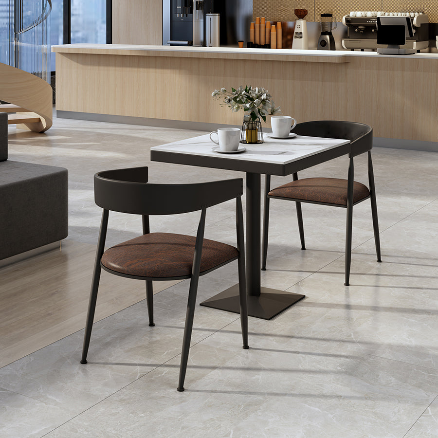 Table à manger carrée industrielle en métal