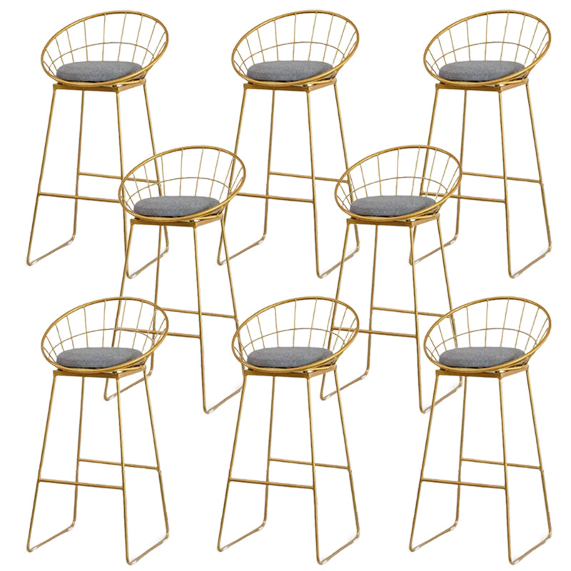 Glam Metal Barstool Fabric Teller -ontlasting met gouden benen in matte afwerking