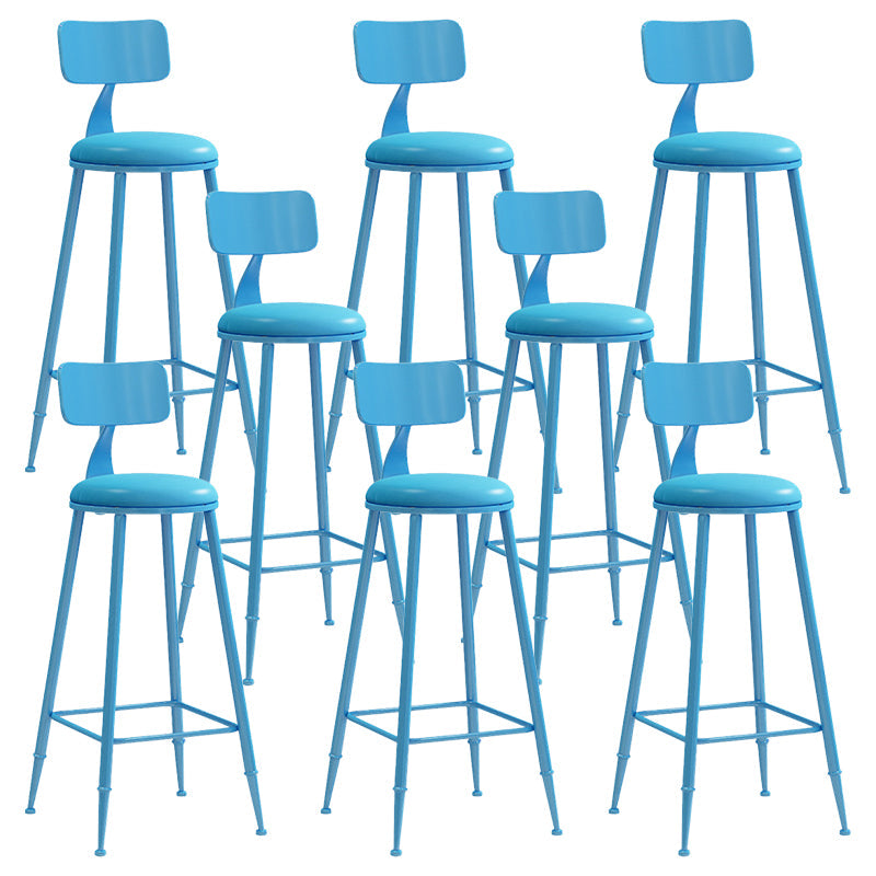 Taburetes de metal contemporáneos Pu cuero PULS en acabado mate para interiores