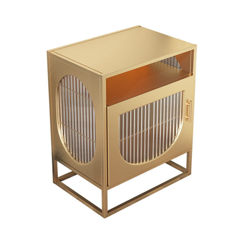 Moderne metalen nachtkastje opslagglazen bovenpoten van de bovenkant inclusief bedkast met deur