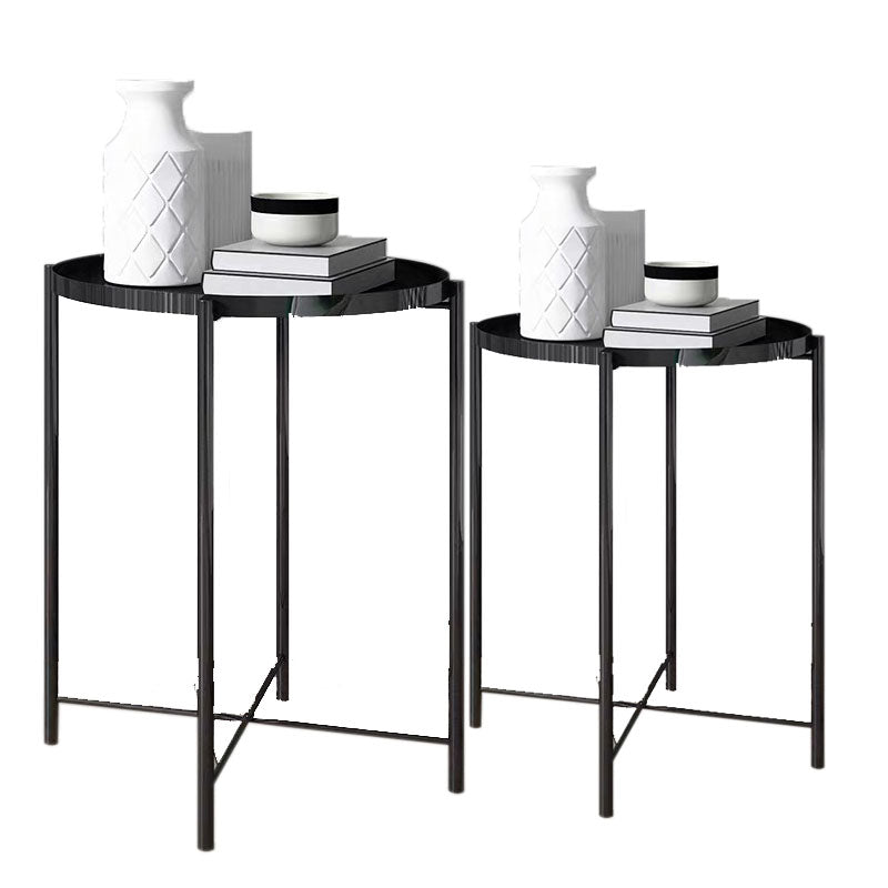 Mesa superior de la bandeja redonda de metal de mediados de siglo Mesa a la altura de las patas cruzadas de 20.5 pulgadas