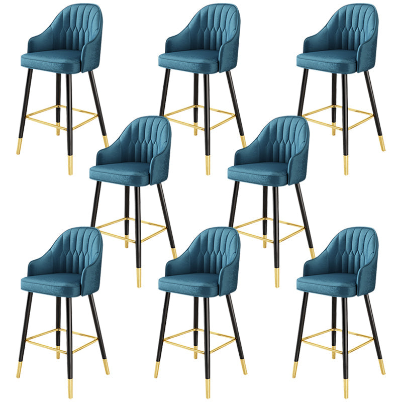 グラムフェイクレザーダイニングスツール布張りの家具をマット仕上げの家のために仕上げます