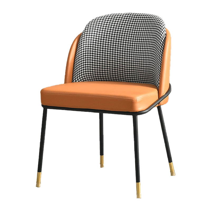 布張りのダイニングチェア北欧スタイルのアームレスソリッドバックチェアのための家