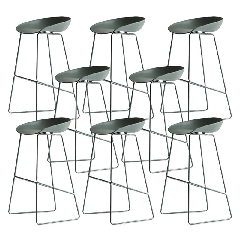 Tabourets de bar de siège de seau en plastique tabouret Bristol scandinave avec base de fer