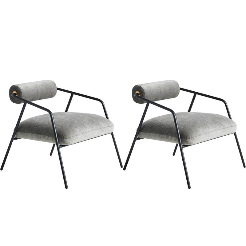 Stile industriale 27,55 "sedia braccio spugna a 4 gambe.