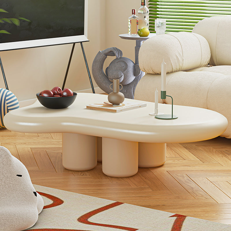 Tavolino in legno scandinavo Forma a 3 gambe tavolino per camera da letto