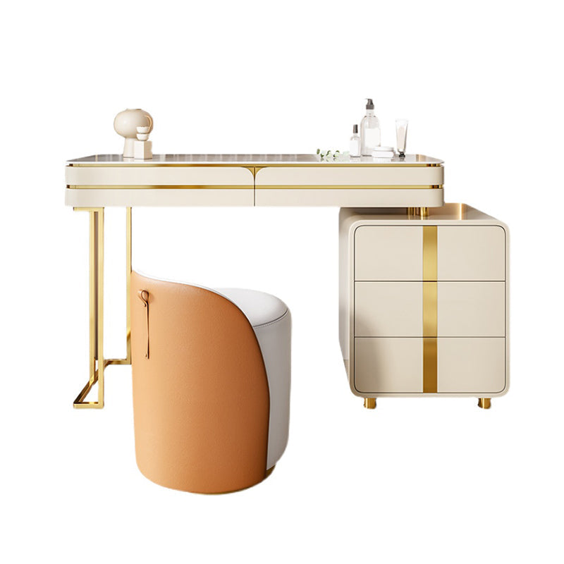 Goldener Eitelkeit Schlafzimmer Make-up Eitelkeithocker im glänzenden Finish