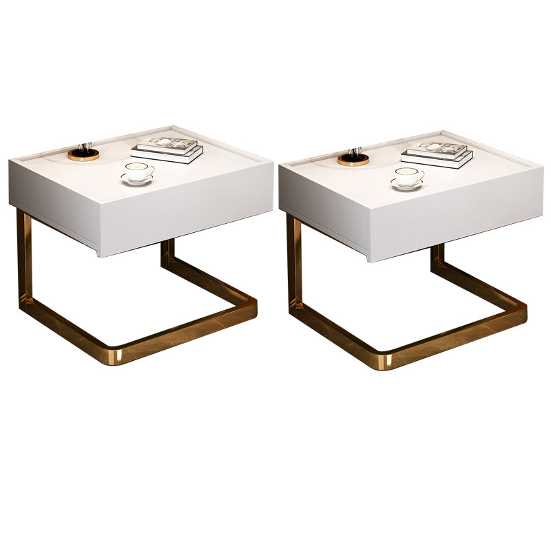 Tiroirs comprenant une table de nuit glamour glamour avec 1 tiroir
