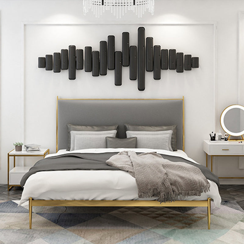 Polsterer Bettenrahmen luxuriöses Metallstandardbett im goldenen Finish