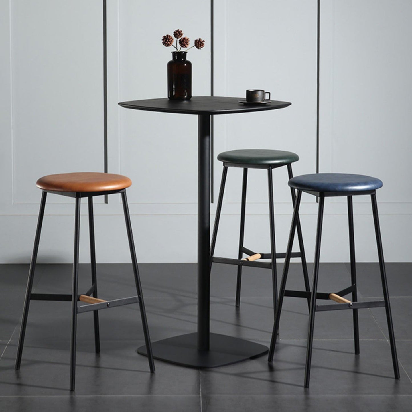 Industriequadrat-Bar Tabelle 40,5-Zoll-Höhe Künstlicher Holzbistro-Tisch mit Sockel