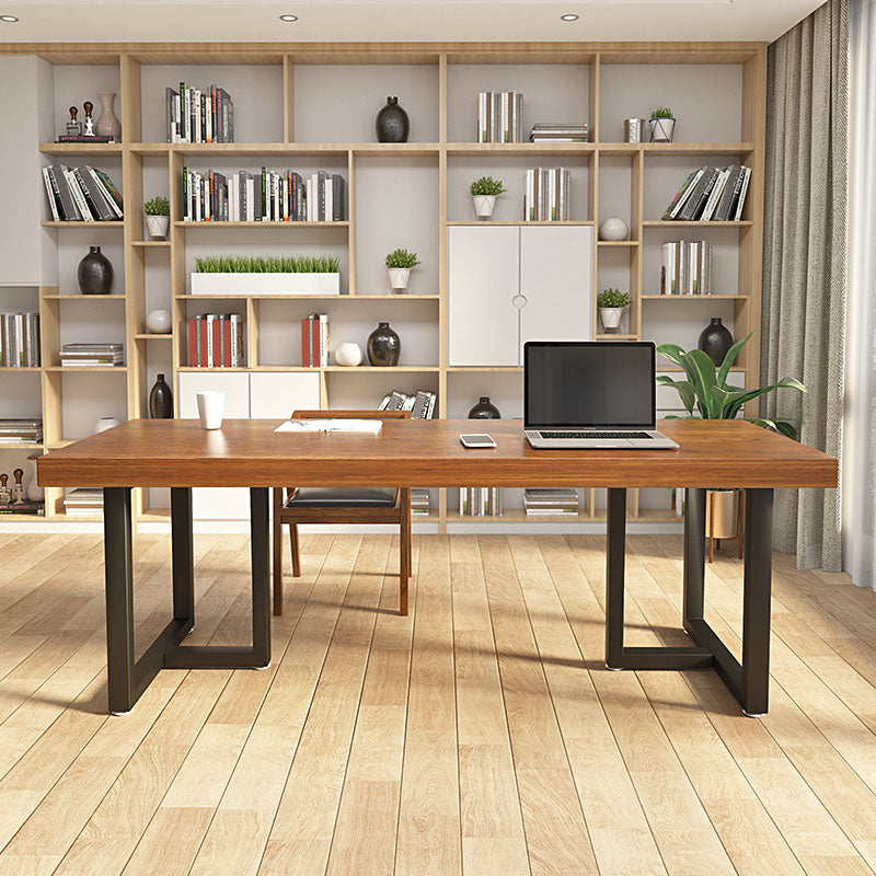 Braune rechteckige Büroschreibtisch Holz Home -Schreibtisch mit Metallbeinen