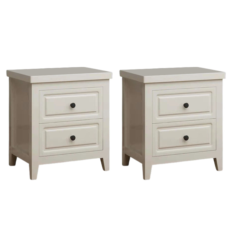 Cajón de almacenamiento de la mesa nocturna de roble tradicional con las piernas