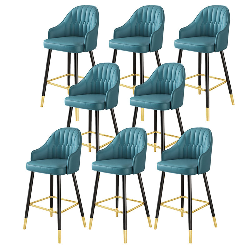 グラムメタルバースツールフェイクレザー4脚カウンタースツールとフットレスト