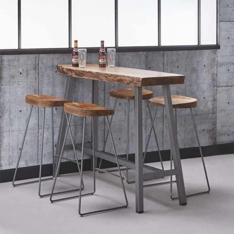 Table de la hauteur du bar en bois marron spécialisée Table du bar à casse-pied avec chevalet