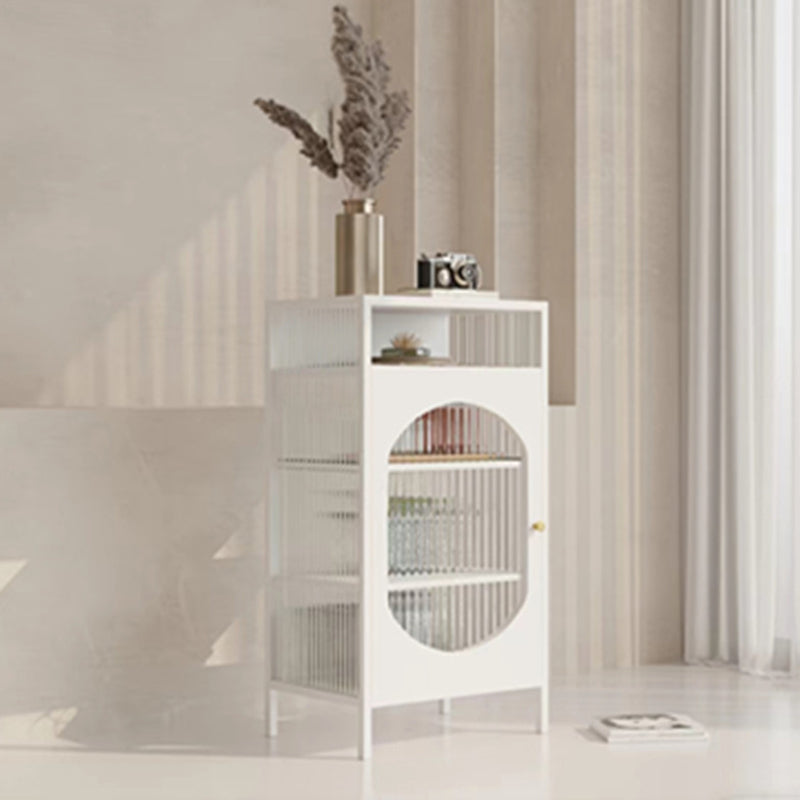 Aparador glamoroso con servidor de cocina de puerta de vidrio con marco de metal