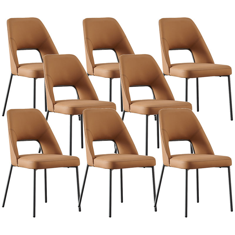 Silla lateral abierta para el hogar de cuero sintético silla de comedor moderna con piernas negras