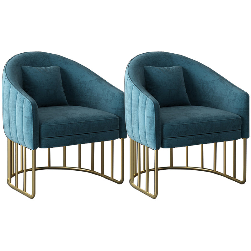 Velvet Barrel Accent Chaid 27,55 "Ligne de large Chaise incluse avec des jambes dorées