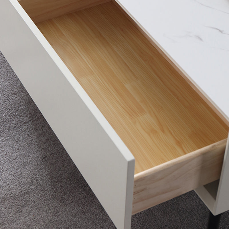 Tavolino bianco rettangolare con 4 cassetti e 4 gambe metalliche