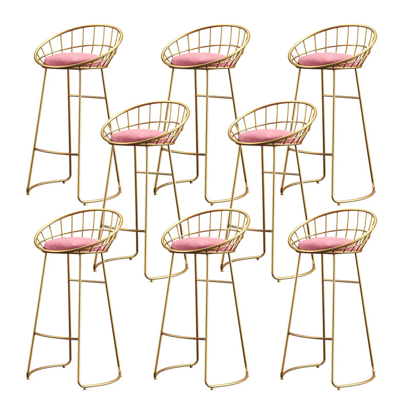 Taburete tapizado de cubo de glamour del reposapiés de la barra del pie de espalda y el mostrador de la espalda