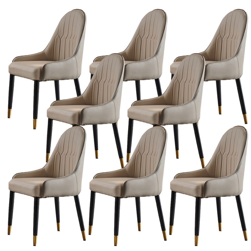 Glam -gestoffeerde eetkamerstoel Faux Leather en Metal Dining Accent Chair