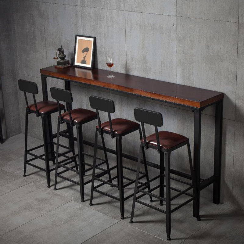 Moderno tavolo da bar da 41,3 "H tavolo da pub in legno solido in ferro nero per uso del patio