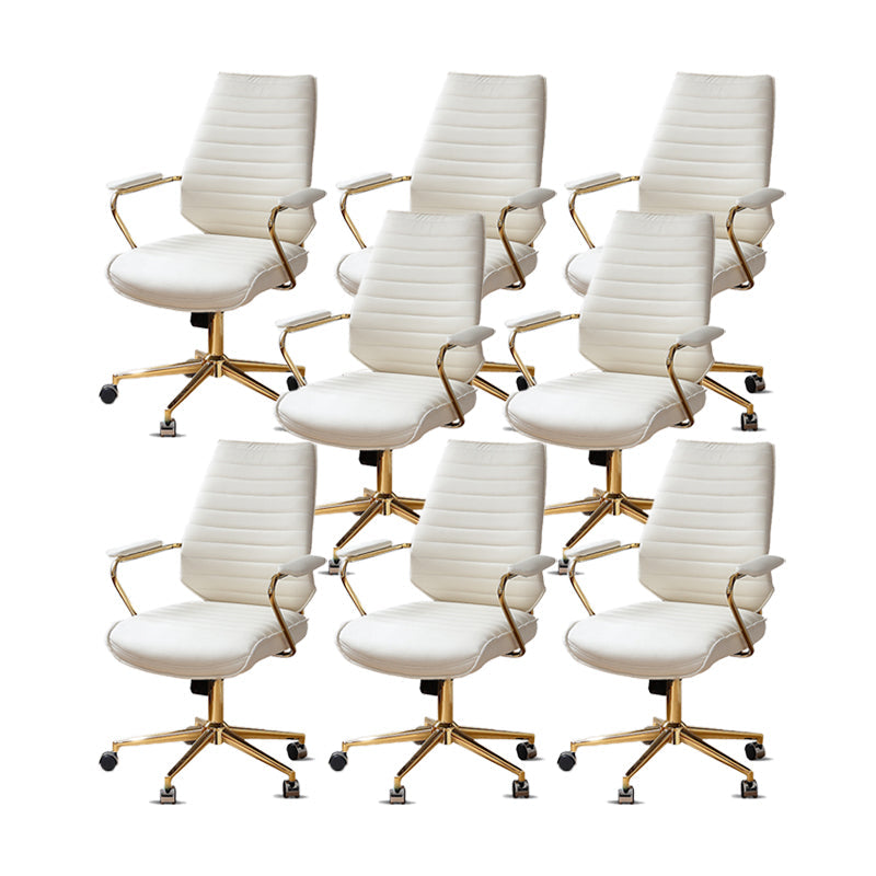 Sedia da scrivania moderna a metà retro in vena sedia da ufficio girevole in pelle con braccia imbottite