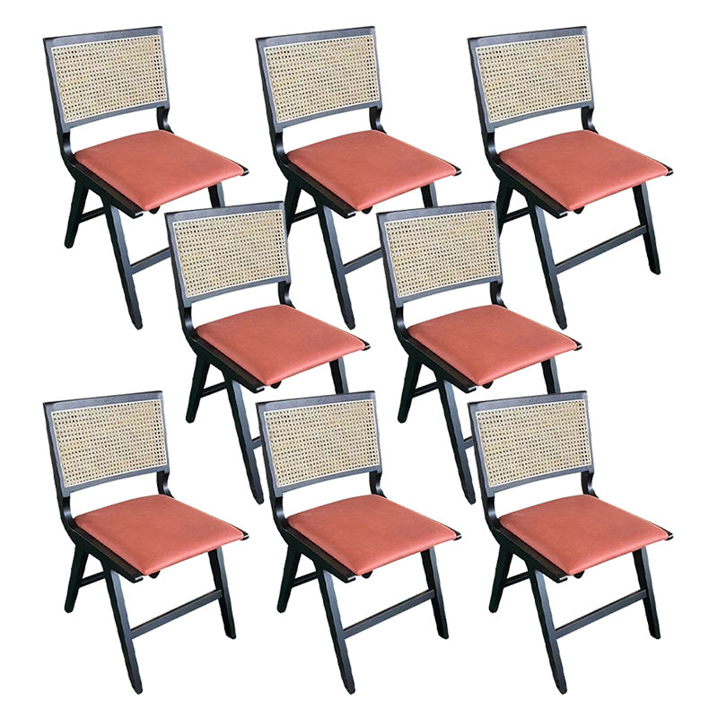 現代のサイドチェアオープンバックウッドダイニングルームのキッチンの椅子