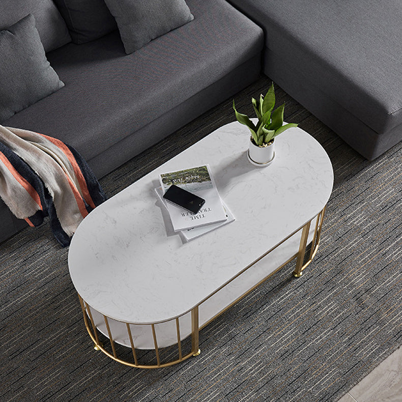 Tavolino ovale in stile glam con top in marmo e 1 scaffale in bianco