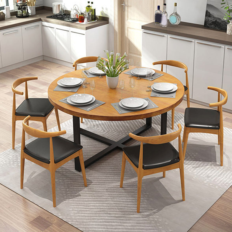 Modern Round Dining Table for Home Brown Solid Wood Table with Metal Base 63"L x 63"W x 29.5"H Without Chairs Clearhalo 'Dining Tables & Seating' 'Dining Tables' 'dining_table' 'furn' 'furn_dining_table' 'Furniture' 'Kitchen & Dining Furniture' 6378692