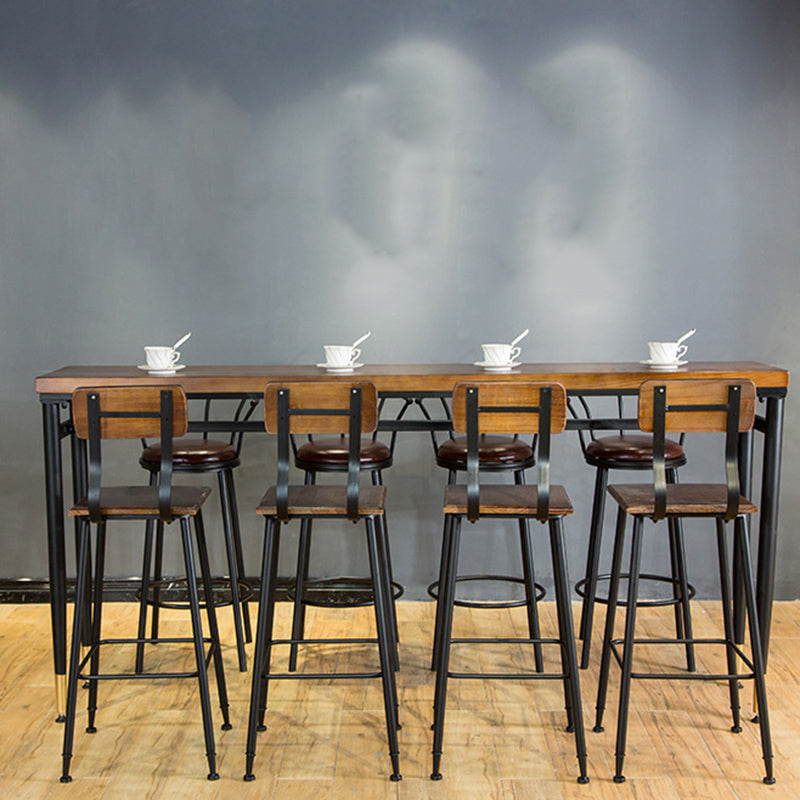 Table de bar-bar-hauteur en bois des jambes noires et table de bar de base en métal