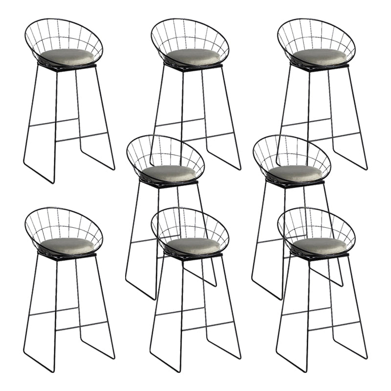 Moderno sgabello da bar in ferro controporte senza braccio con cuscino di velluto per bar