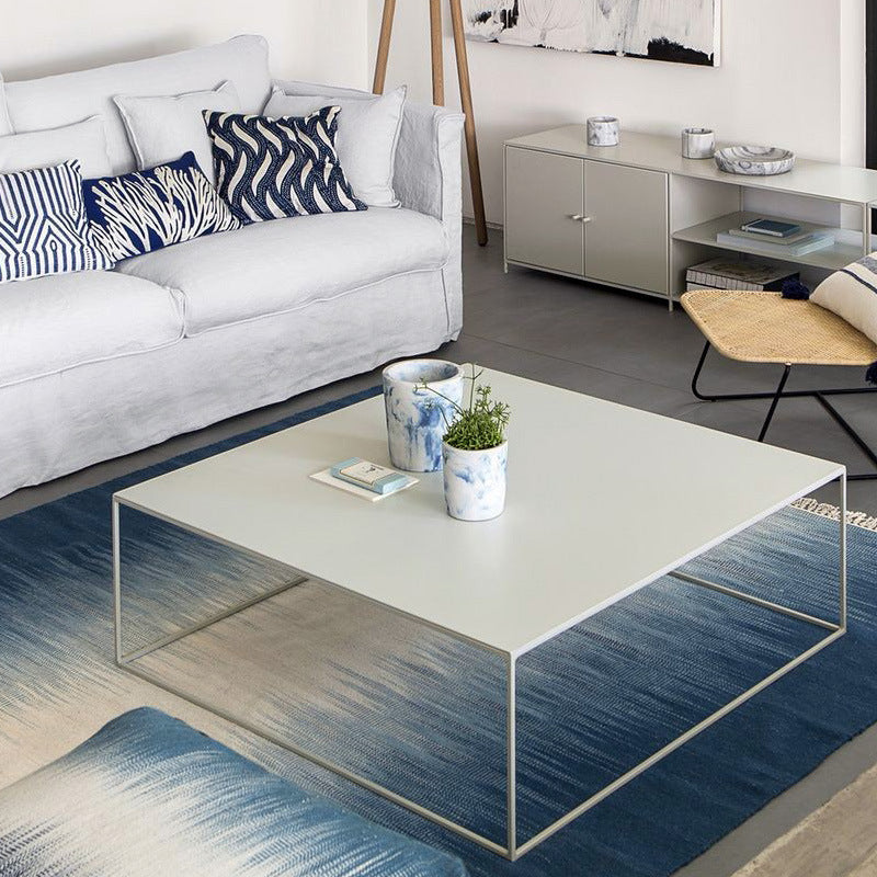 Table basse Iron Square avec base de cocktails modernes de base de base du milieu du siècle