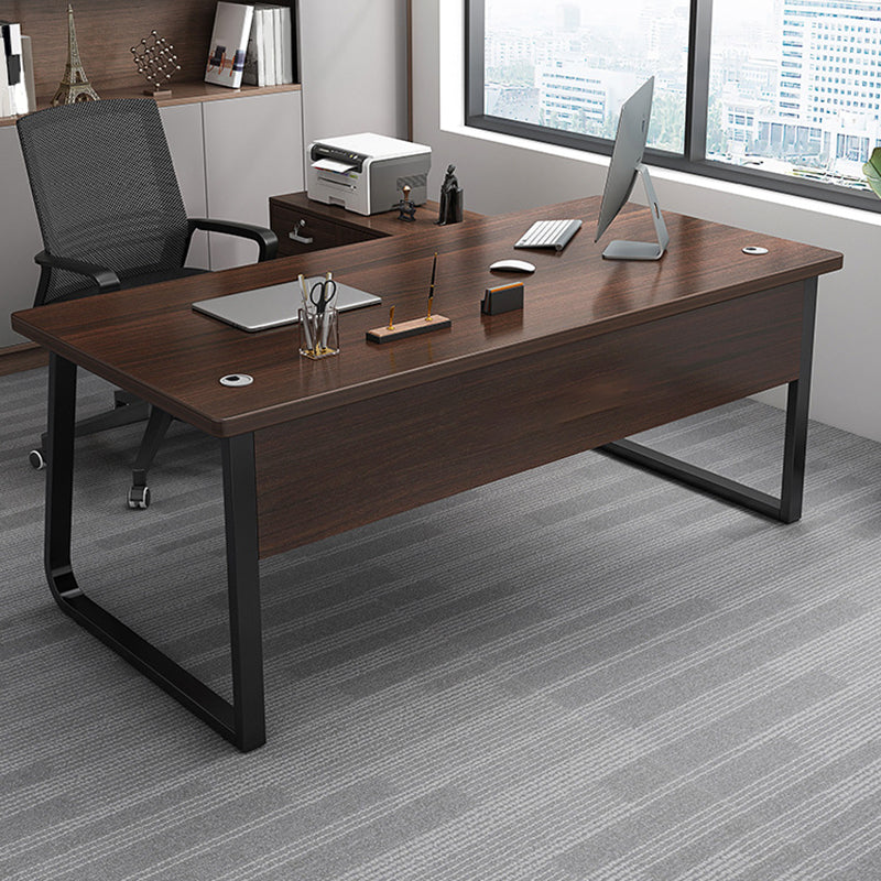 Industrieel gebogen computerbureau antieke afwerking Office -bureau met metalen benen