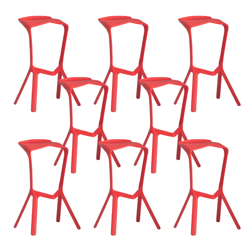 Taburete de barra de plástico industrial taburete de altura de barra apilable en interiores