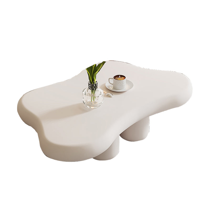 Tavolino moderno a forma libera in legno a 4 gambe tavolo da cocktail in bianco