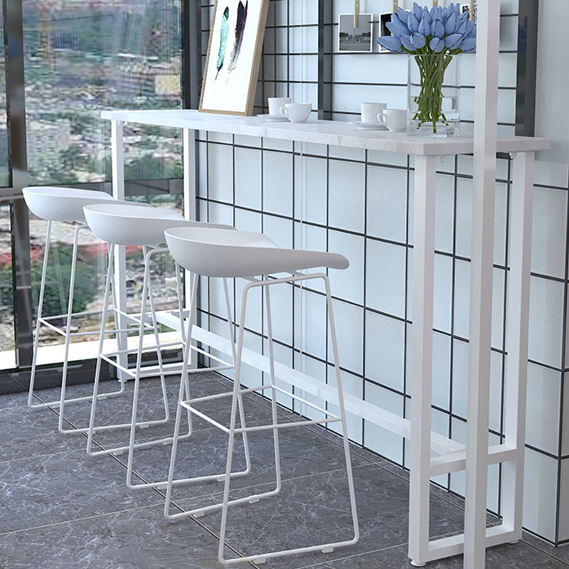 パティオの使用のためのモダンなバーハイトテーブルフェイク大理石のトップビストロテーブル