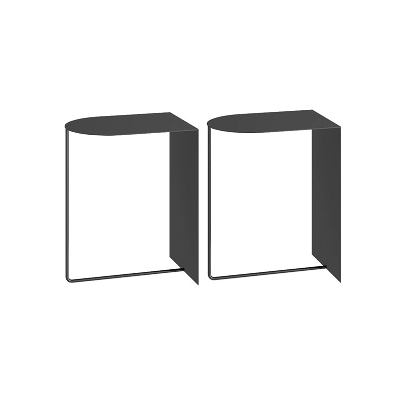 モダンな幾何学的エンドスライド表19.70 "背の高いメタルエンドテーブル